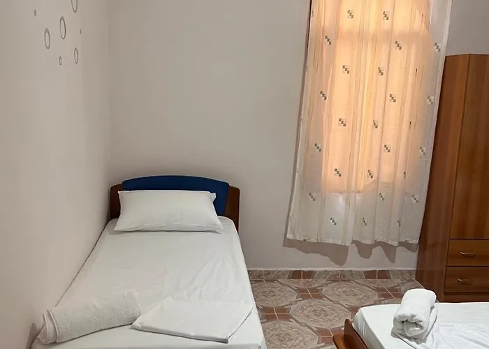 Michelle's Polisi i Vogel