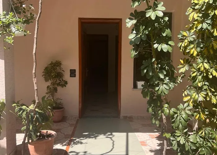 Апартаменты Michelle's *